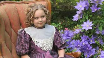 Backyard video from young actress Vasilisa Seneko!!